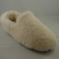 Cloud Nine CNS117CRE Shearling Slide