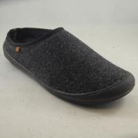 El Naturalista NA66BLK Home Wool Clog