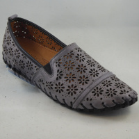 Volks Walker 6378-Q130 Perf Slipon